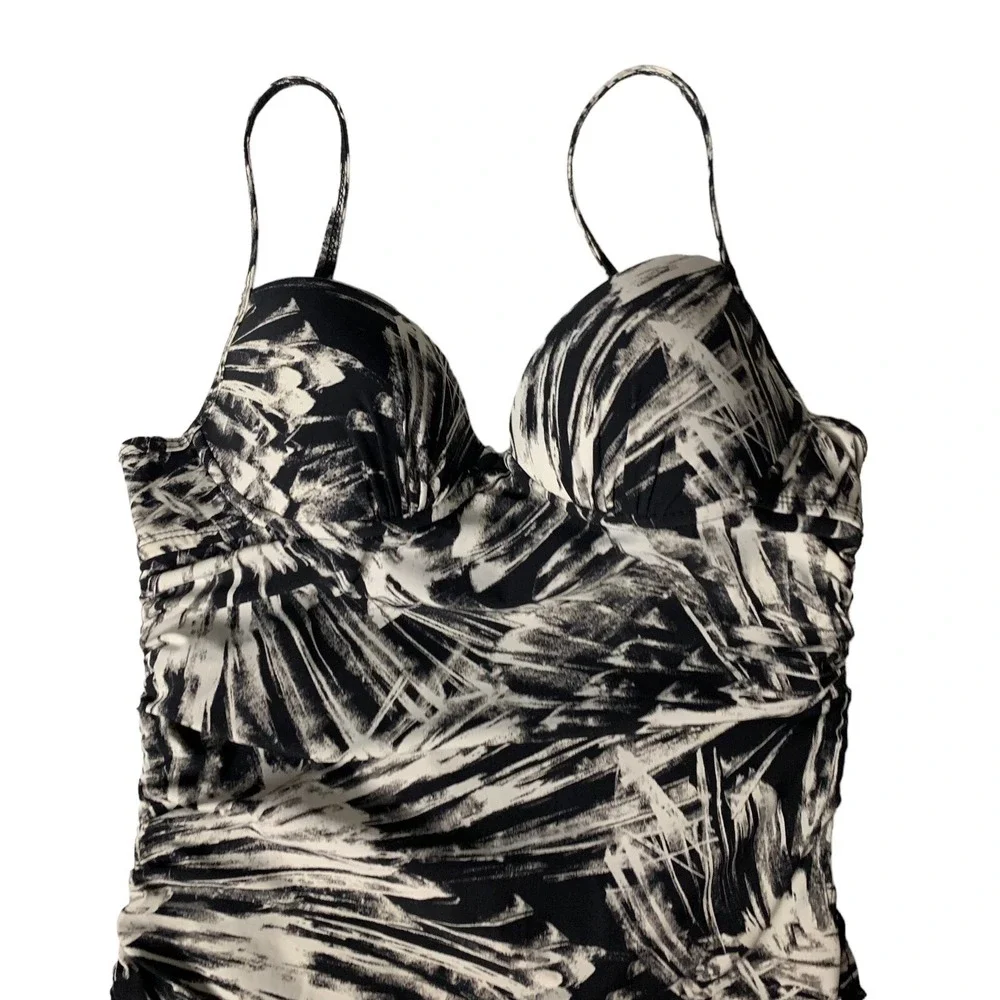 Spanx Tankini Top‎ Small Padded Black White Swimwear Beach Vacation Chic